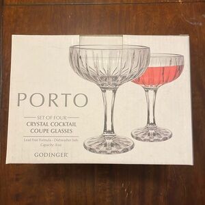 UNUSED Porto Set of 4 Crystal Cocktail Coupe Glasses